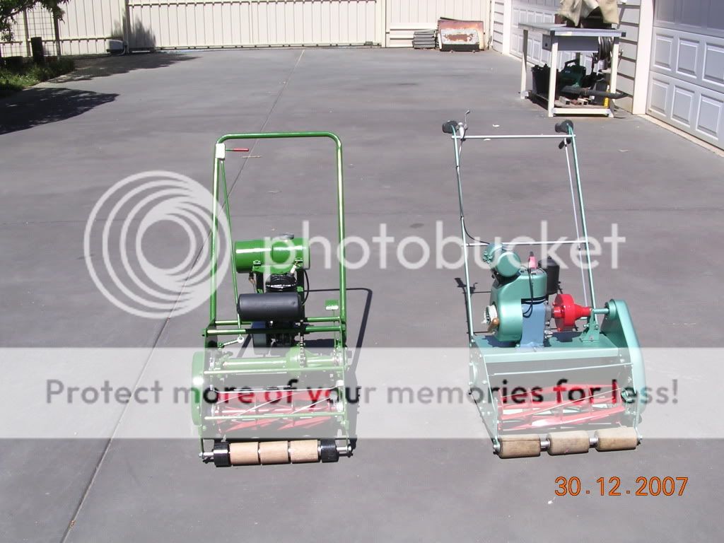 [Linked Image from i886.photobucket.com]