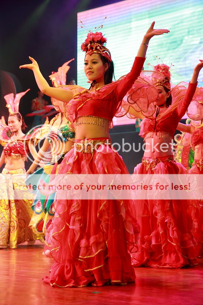 IMAGE: http://i886.photobucket.com/albums/ac69/winwin_bucket/DPP_021.jpg